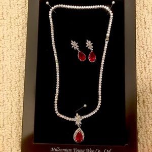💎Necklace and Earring Set❤️